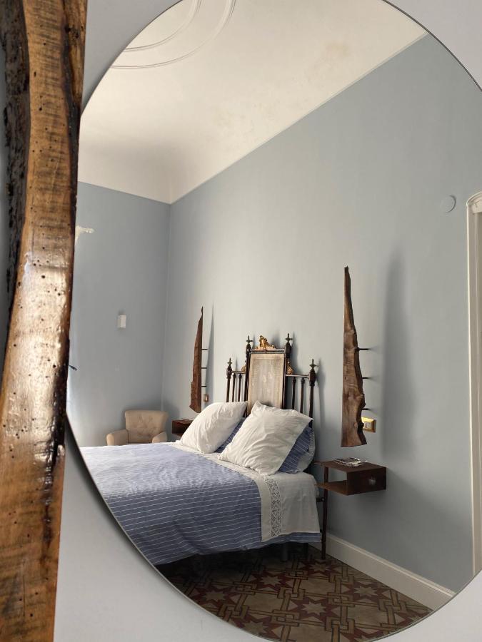Ferienwohnung Cortile Umberto Racalmuto Exterior foto